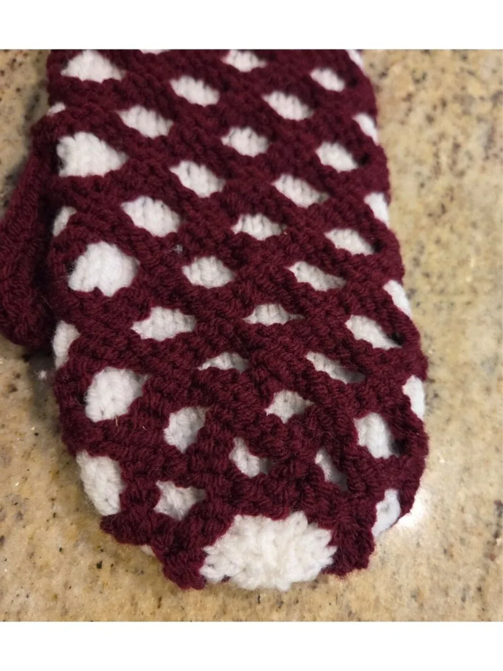 New! Handmade Womens One Size Knit Red White Basket Weave Mittens Textured